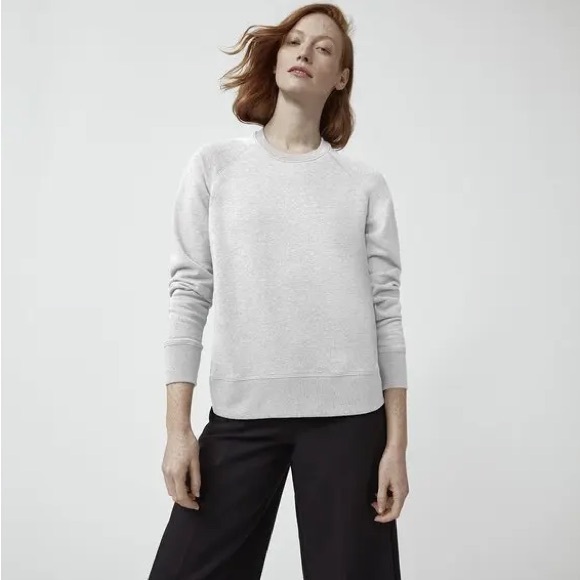 Canada Goose Women's Gray Muskoka Crewneck Black Label Sweater Size XS - Picture 2 of 4